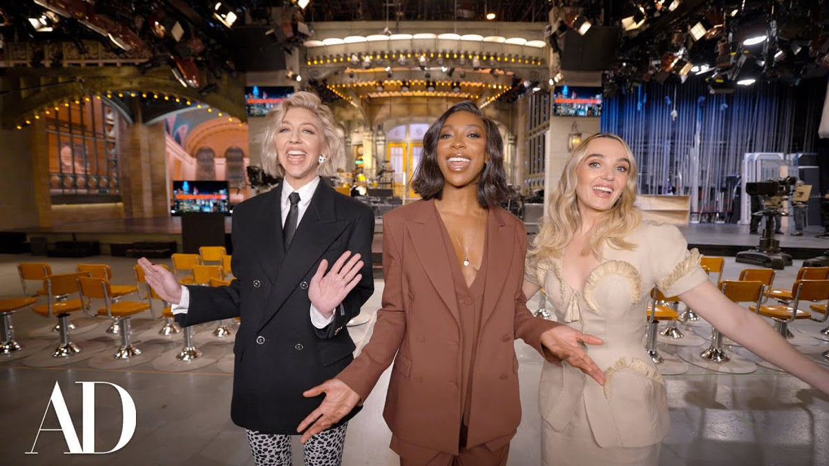 Inside SNL's Iconic Studio 8H | Set Tour