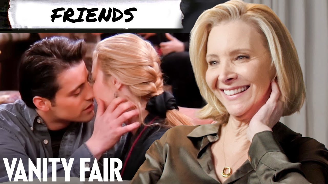 Lisa Kudrow Rewatches Friends, Romy and Michele and More With Vanity Fair
