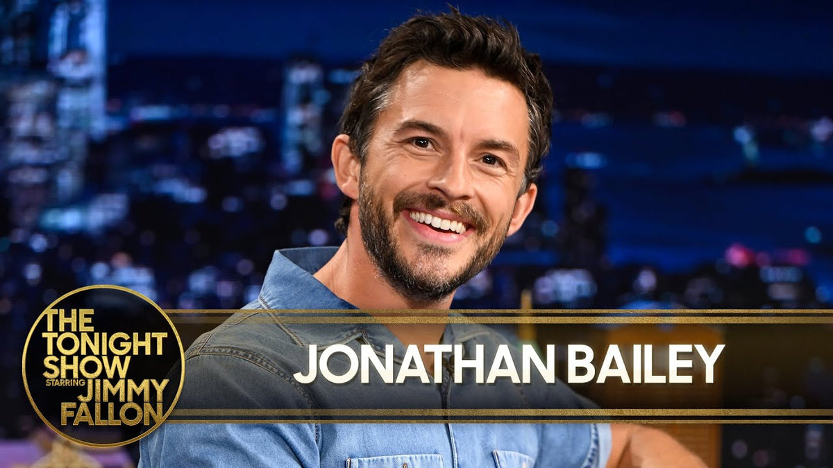 Jonathan Bailey's Slutty Glasses in Jurassic World Rebirth Go Viral