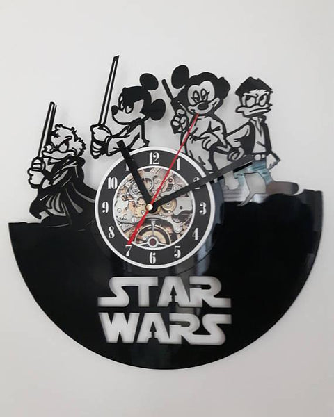 DISNEY STAR WARS HANDMADE VINYL WALL CLOCK - Hollywood Box